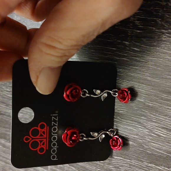 Pink Roses Posts Earrings - Picture 2 of 2